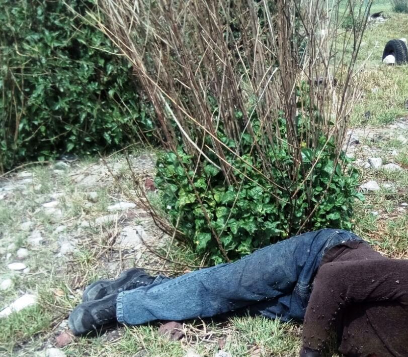 En San Salvador Atenco encuentran cuerpo sin cabeza de un hombre