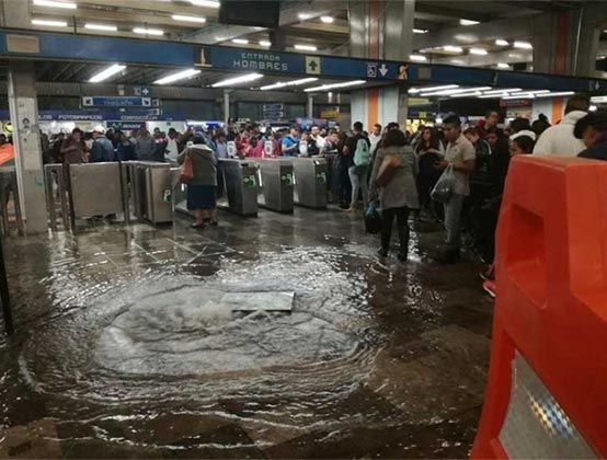 Lluvia colapsa estaciones del Metro e inunda zona de Polanco en la CDMX