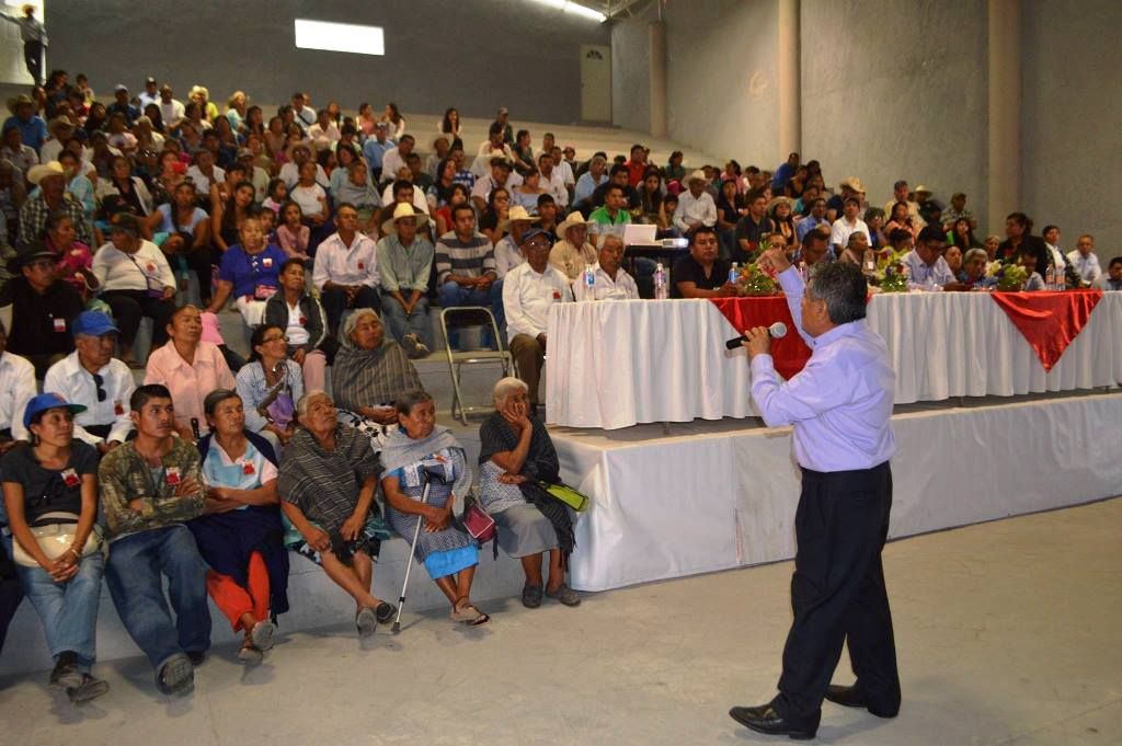 Destaca el doctor Raúl Nieto los beneficios de la pitahaya poblana