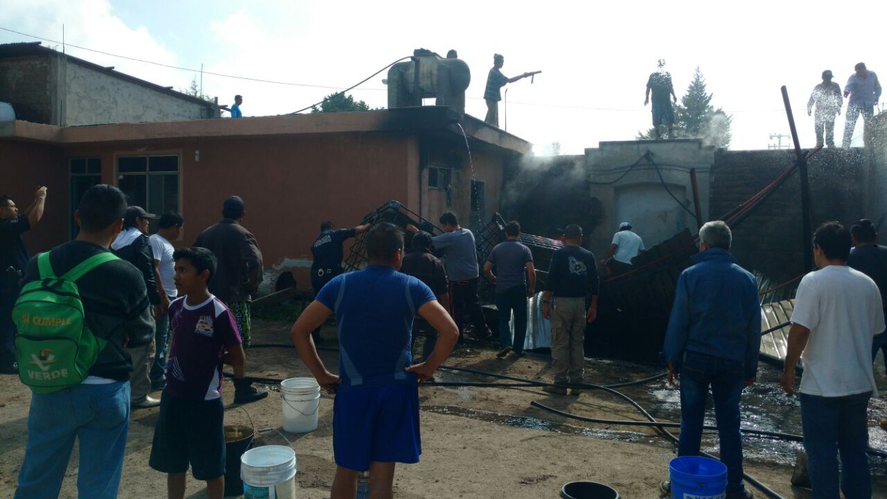 Explosión deja dos lesionados en domicilio de Huexotla, Texcoco 