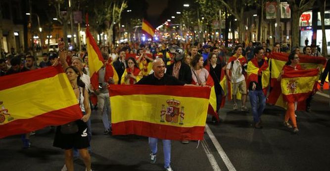 Tribunal Constitucional español anula referéndum de independencia para Cataluña
