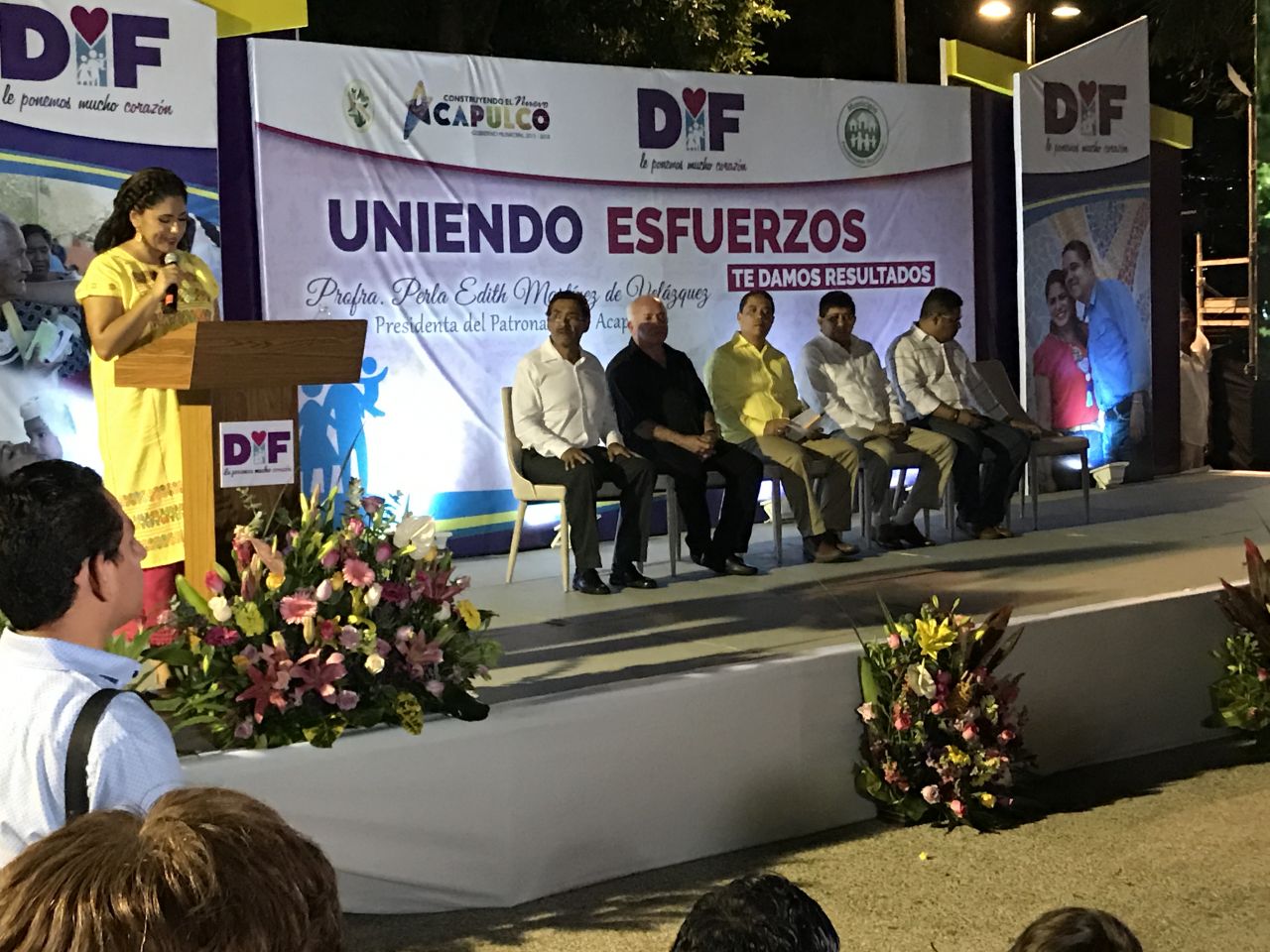 Rinde Perla Edith Martínez Segundo Informe del DIF Acapulco
