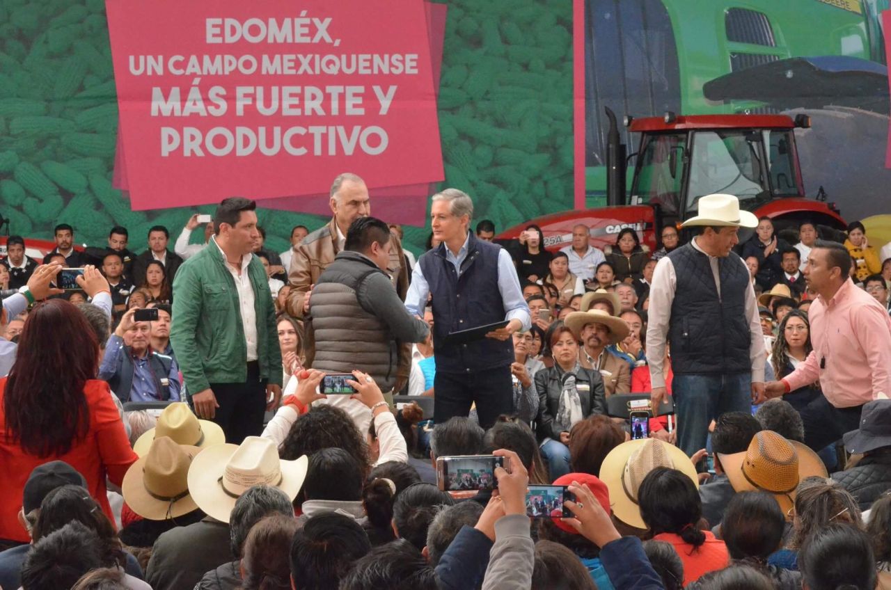 Alfredo del Mazo culminará el año entregando más de 160 MDP al campo mexiquense.
