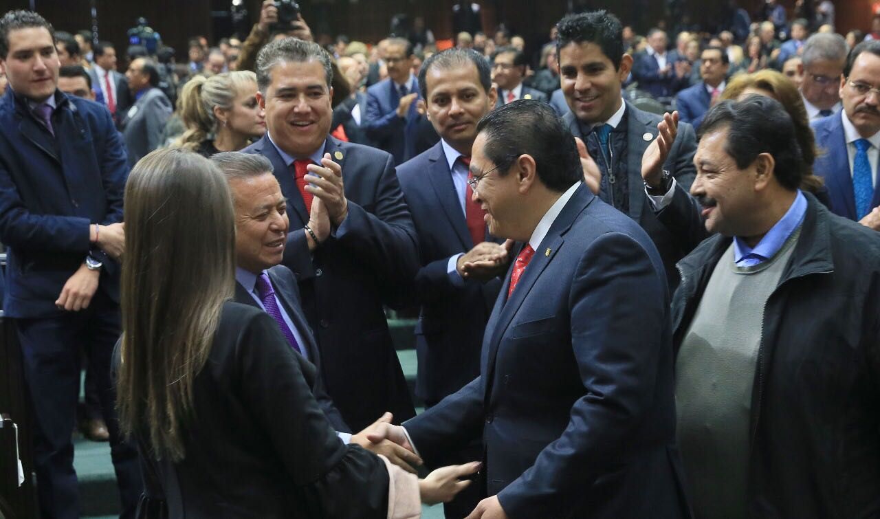 Enrique Díaz rinde protesta como Diputado Federal
