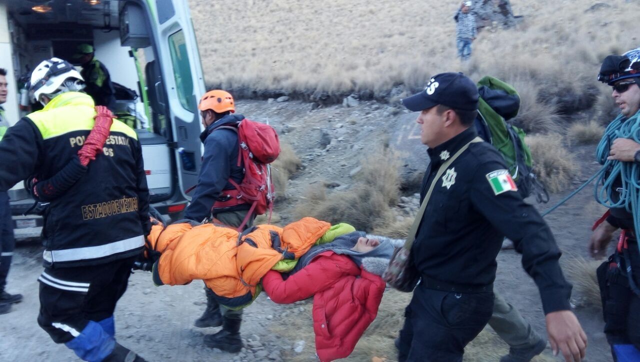 Rescatan a menor de edad, en el Nevado de  Toluca
