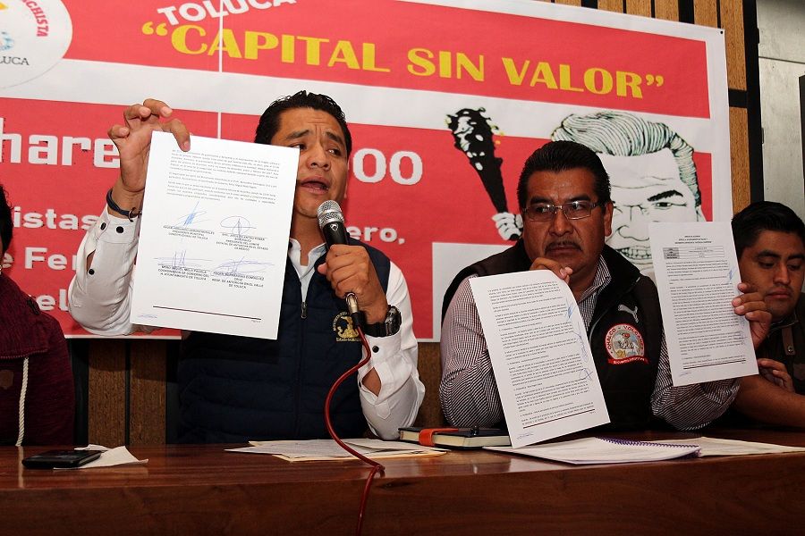*Antorcha anuncia marcha de 5 mil

 

Exigirán a Fernando Zamora cumpla con obra pública y social