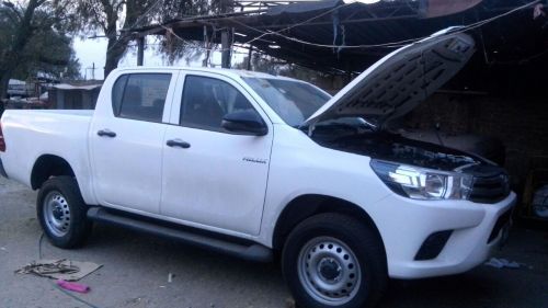 Tras cateo recuperan tres vehículos robados en Zumpango 