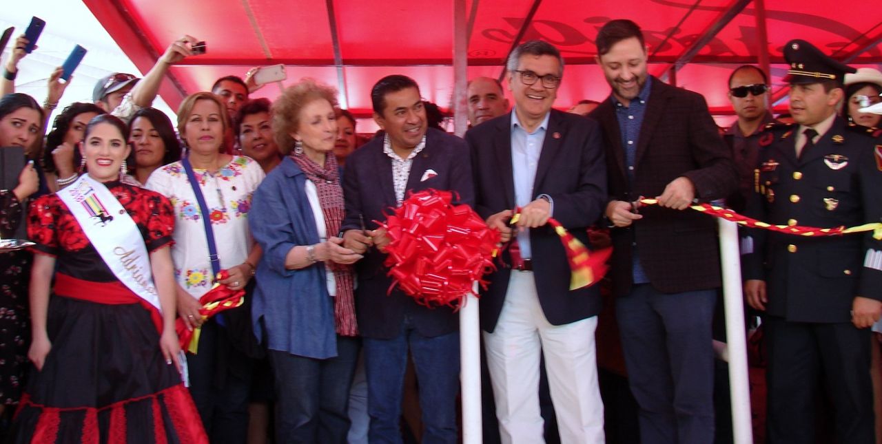 Dan por inaugurada la feria Internacional del caballo en Texcoco dedicada al Mtro. Rodrigo Macías González  