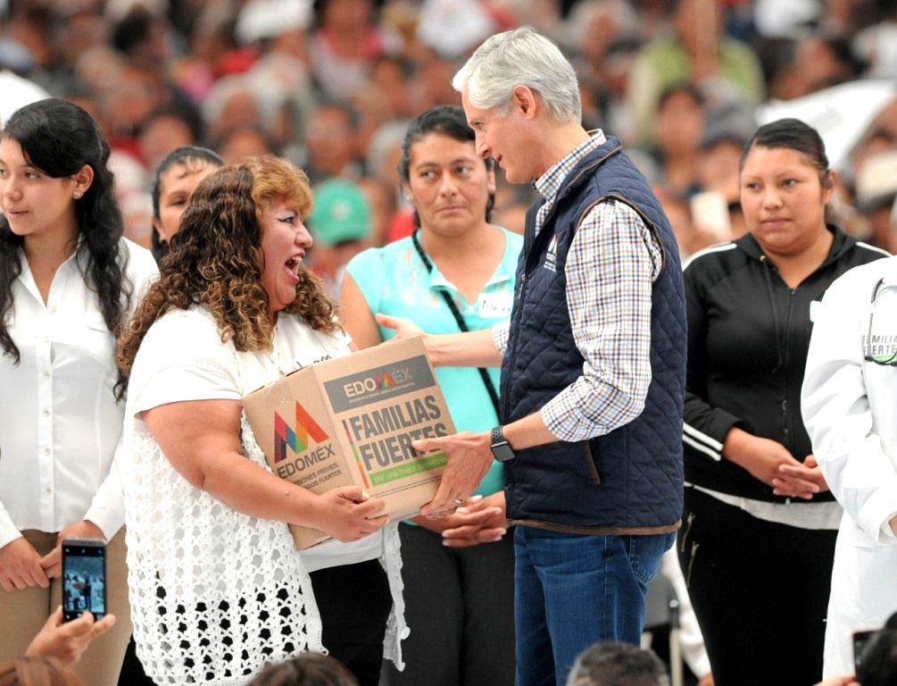  Ayudan canastas alimentarias a que mexiquenses tengan una buena alimentación@Alfredo del Mazo