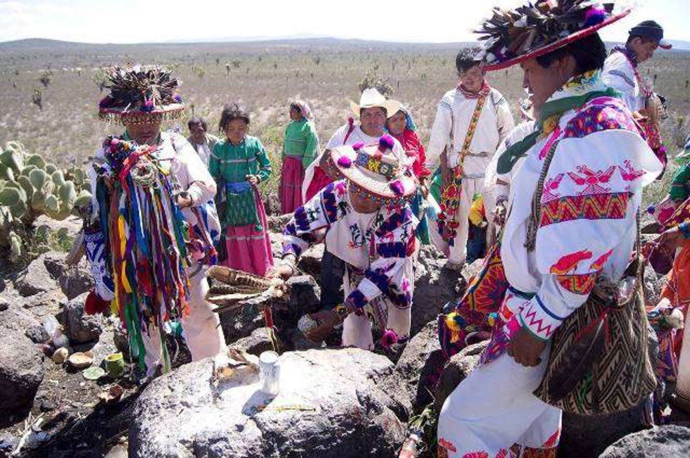 Indígenas Wixárikas impiden inicio de campañas en su territorio