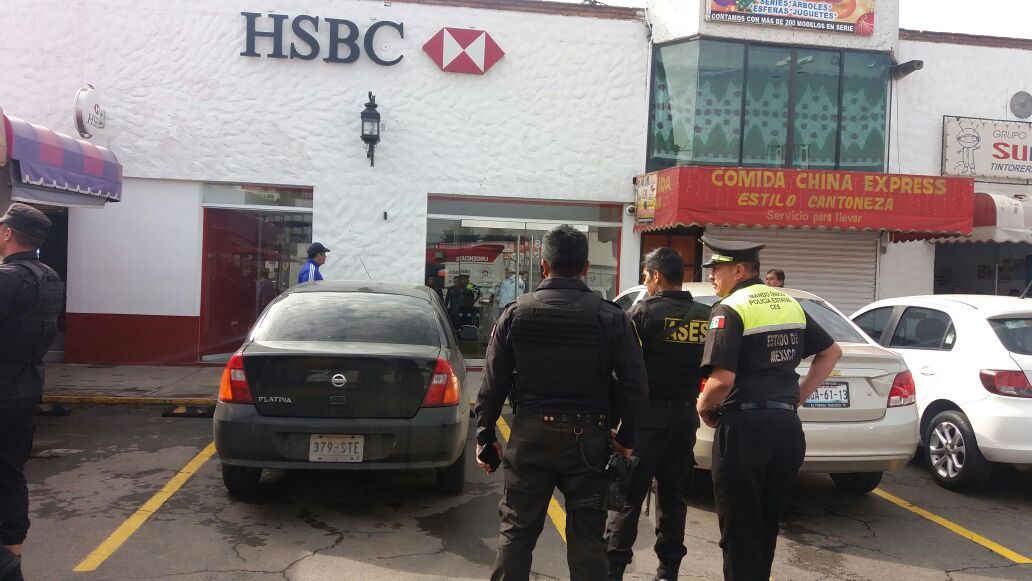 Se registra intento de asalto en banco de Texcoco.