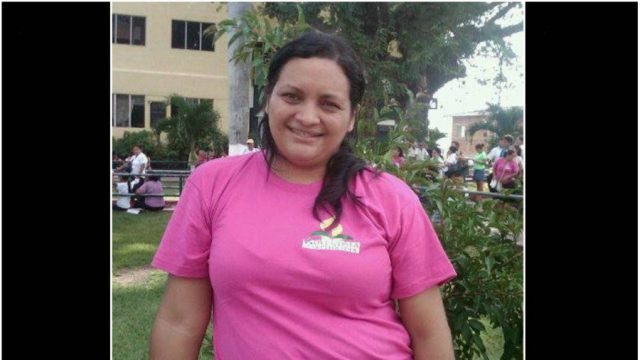 Abogada del penal de Izalco muere tras ser atacada a balazos en Sonsonate