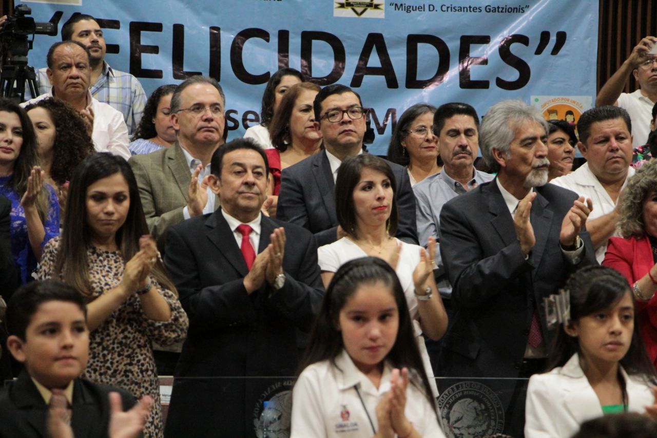 Brinda LXII Legislatura minuto de aplausos como homenaje póstumo a Jesús Kumate