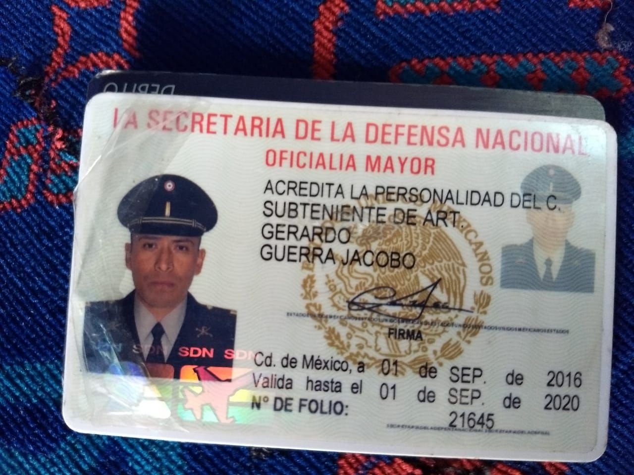 Roban y matan a subteniente de la Sedena en transporte público de Ecatepec 