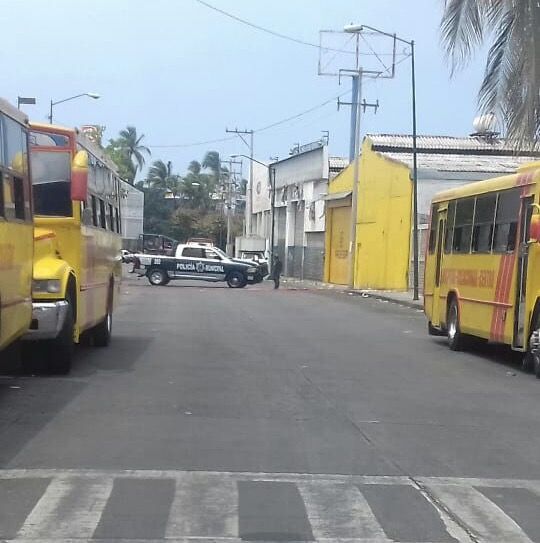 Matan a presunto chofer de camión urbano, en Acapulco