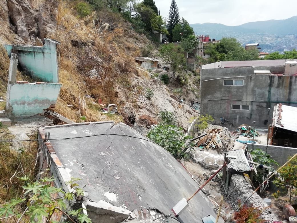 Vuelven familias a asentarse en la peligrosa barranca de El Tule, en Chilpancingo 
