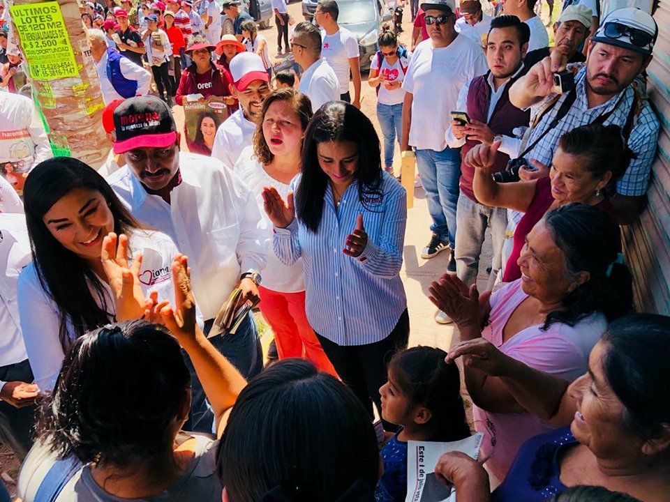 Karla Almazán Invitada especial en San Salvador Atenco, en el arranque de campaña del Mtro. Porfirio Hugo Reyes, 