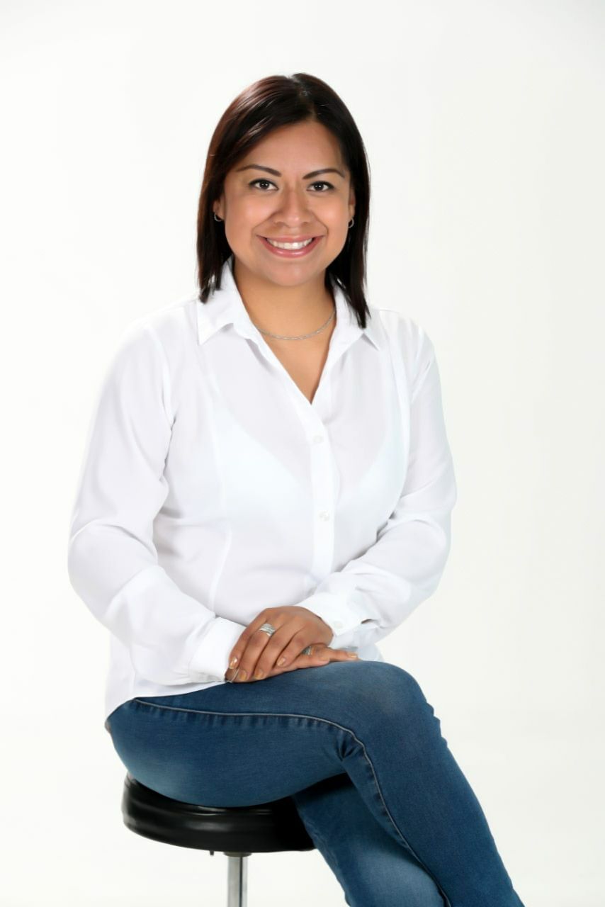 ¿Quién es Arely Pérez Hernández, candidata a diputada local por el PAN, PRD y MC por el Distrito 23? 