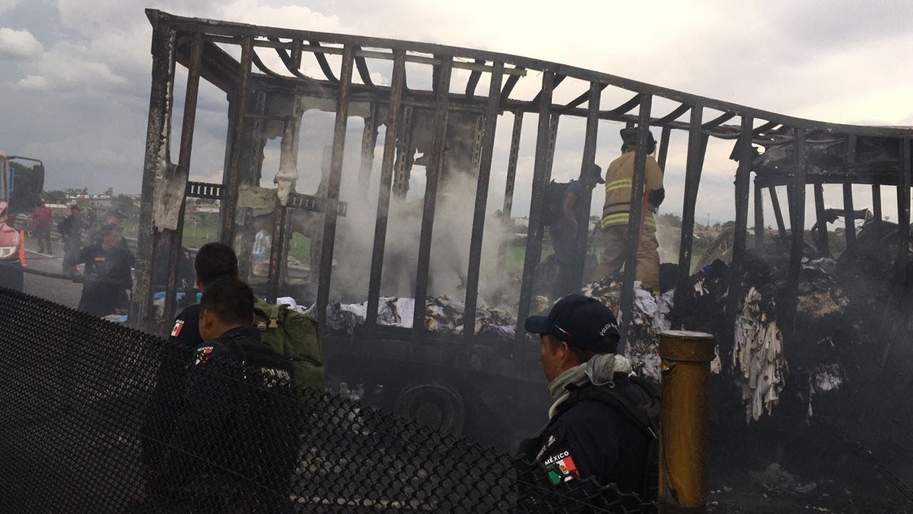 Deja accidente carretero cuatro fallecidos en Circuito Exterior Mexiquense