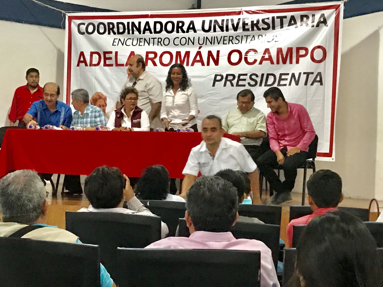 Fortalecer la Universidad Pueblo, ofrece Abelina López en la UAGro 