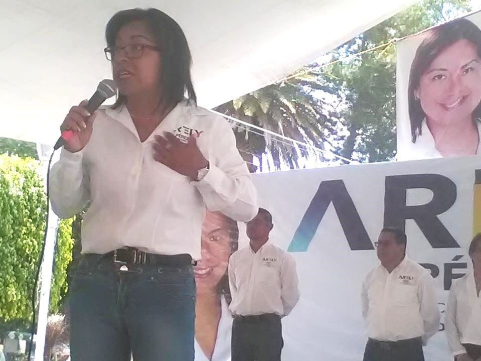 Ante Ciudadanos Mexiquenses Cierra campaña la canndidata a diputación Local en el Centro de Texcoco