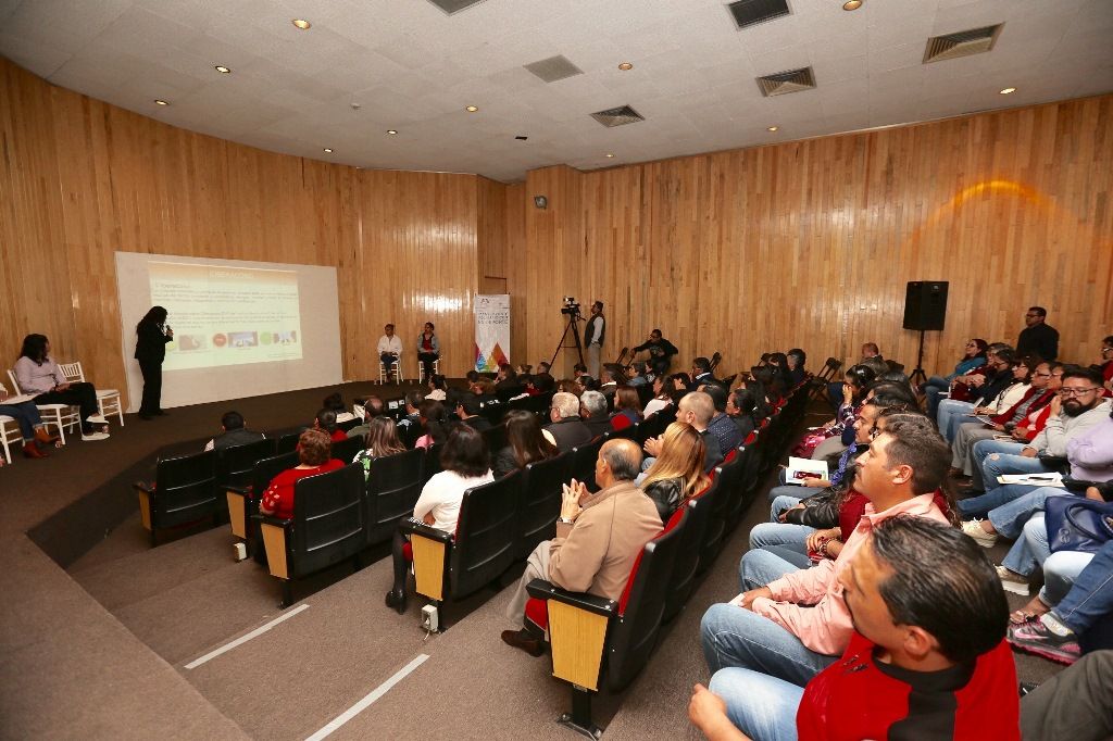 Imparten conferencia "Mujer Segura" en el Centro Cultural Mexiquense