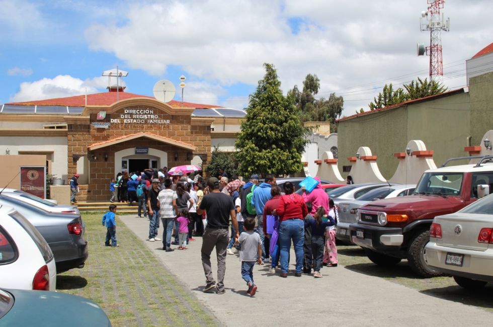"Roba" Gobierno de Hidalgo más de 140 millones de pesos por exigir nuevas actas de nacimiento