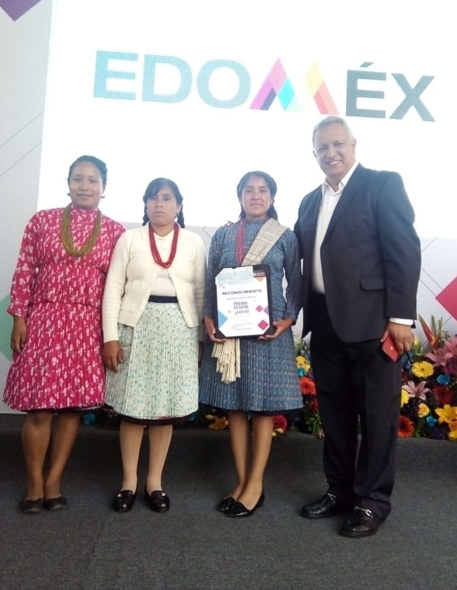 Obtienen mazahuas de la Universidad  Intercultural del Edoméx Premio Estatal de la Juventud 2018