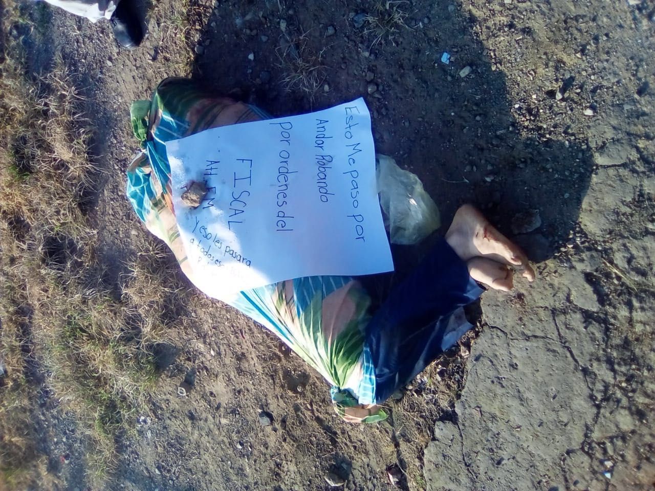 Dejan cuerpo de ministerial desaparecido con narcomensaje en Tejupilco 