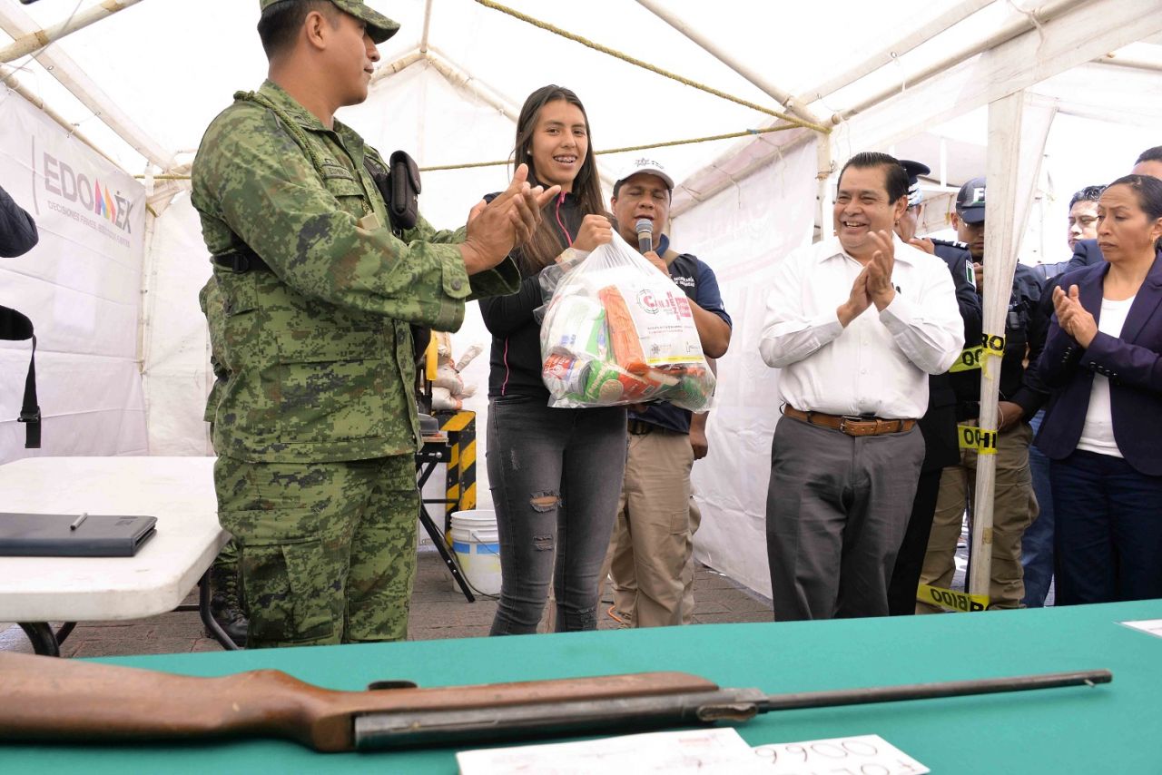 
Arranca en Nezahualcóyotl programa de canje de armas  2018