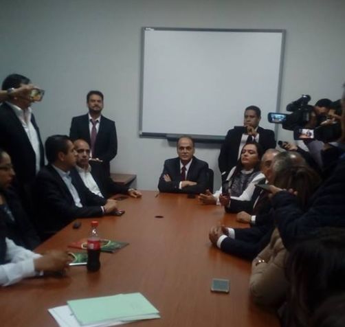 Suspende Morena sesión constitutiva para frenar agandalle en el Congreso de Hidalgo