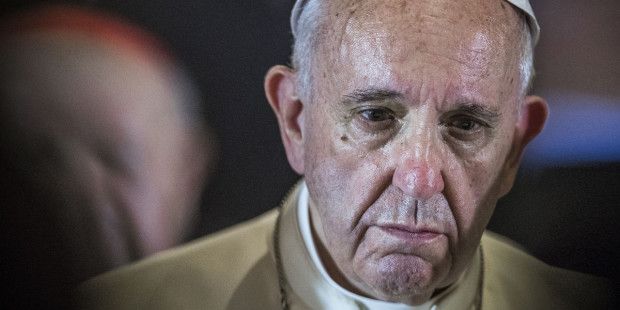 Siguen las insidias contra el papa Francisco, denuncian ’lobby gay’ en el Vaticano