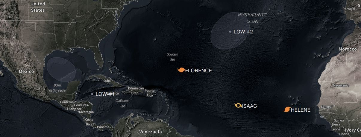 Tres huracanes enfilan hacia la región