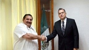 Presentó su renuncia Carlos Joaquín González ante el gobernador del Estado de Quintana Roo