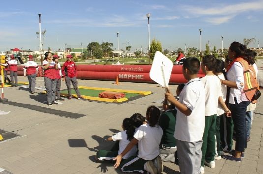 Realizan caravana de educación vial para niños en Texcoco 