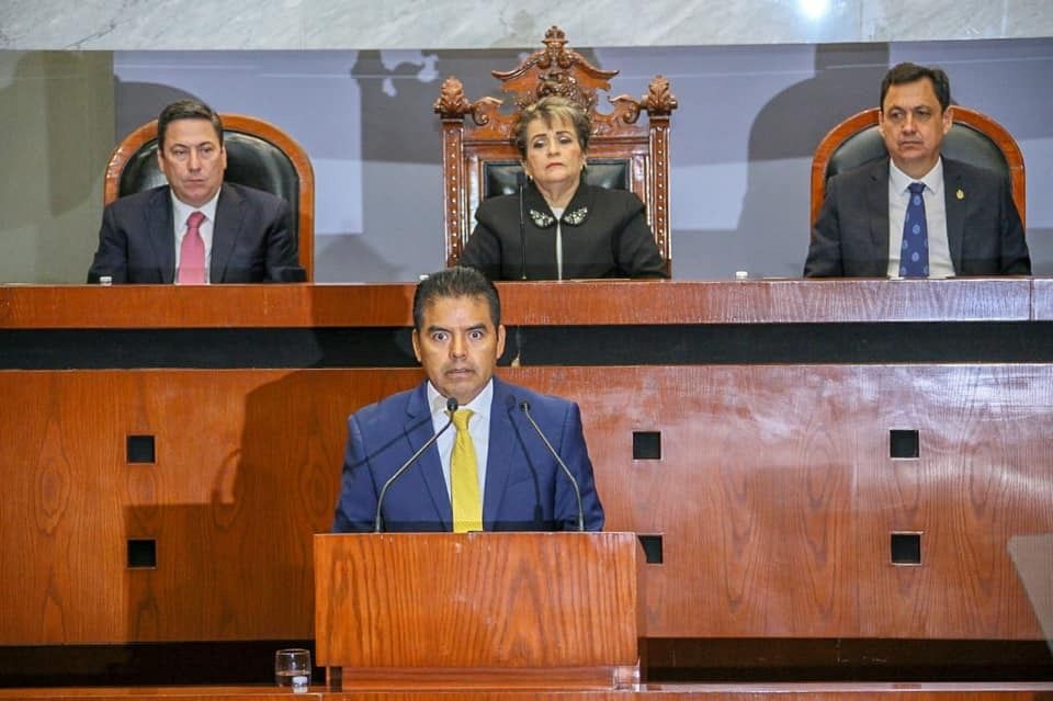 Participa Celestino Cesáreo Guzmán como orador de la fracción del PRD en Tercer Informe de Astudillo 