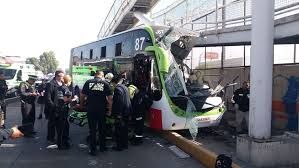 Choque de Mexibús deja al menos 20 heridos en Ecatepec