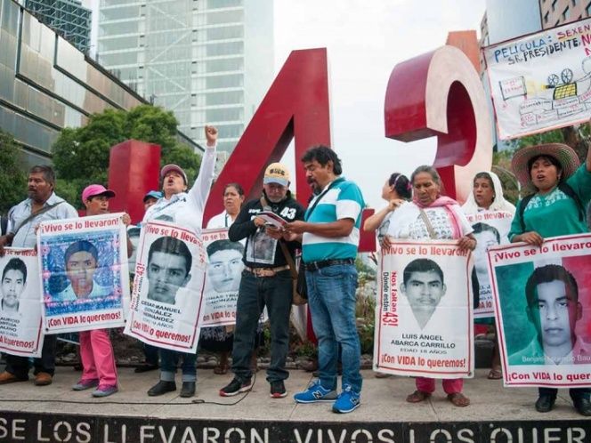 Ofrecen 10 mdp de recompensa por el homicida de los 43 de Ayotzinapa