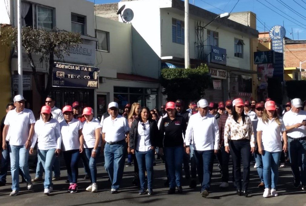 La Administración del Ayuntamiento de Texcoco en su Desfile conmemorativo 108 Años de la Revolución Mexicana