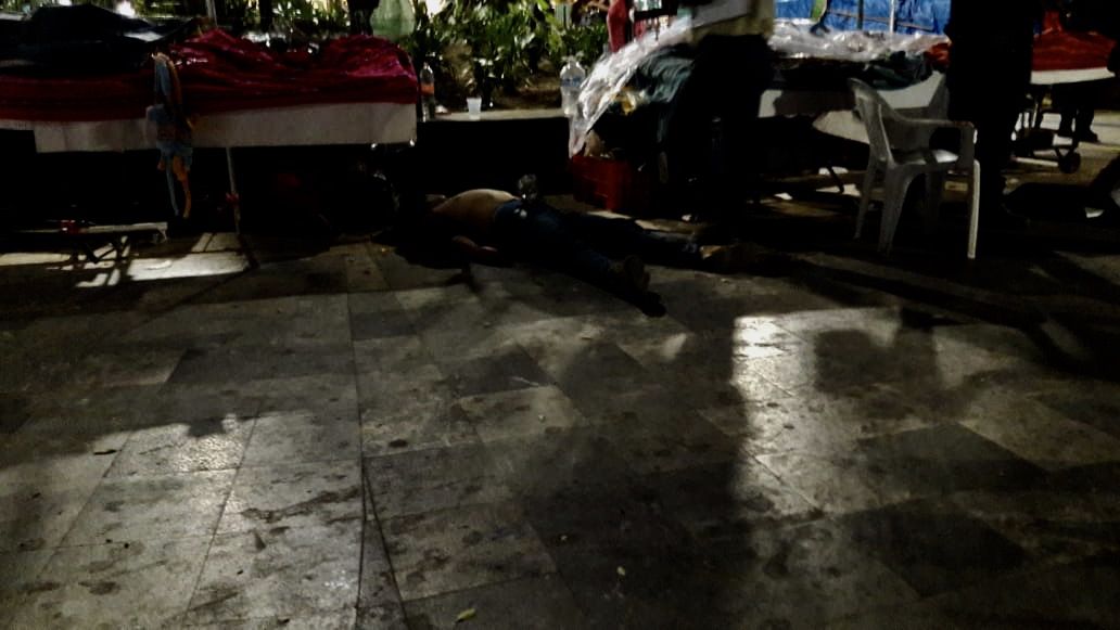 Matan a balazos a un hombre en pleno Zócalo de Acapulco