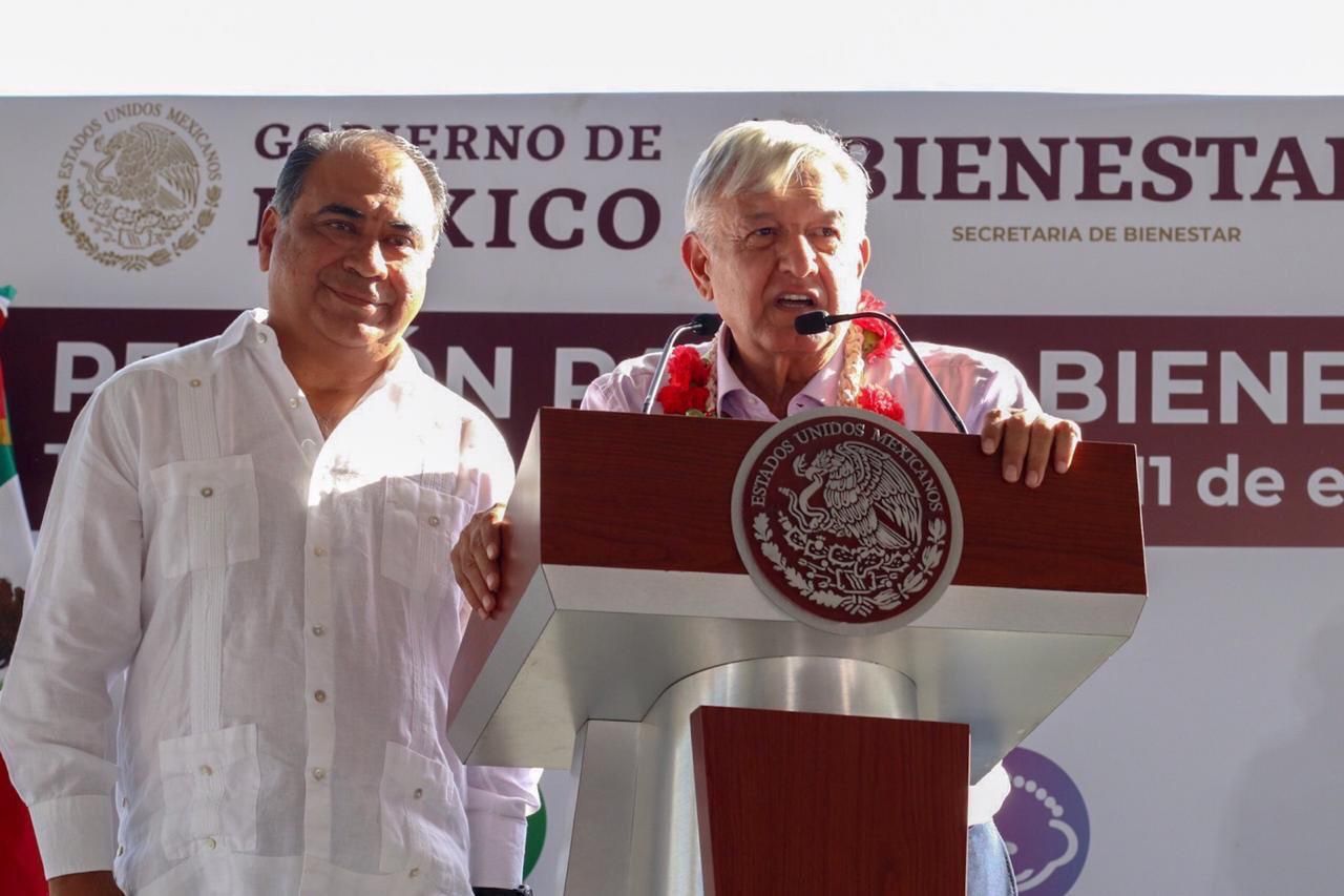 ’El gobernador no es conflicto, es solución y cuente usted conmigo’, dice Astudillo a AMLO en Tlapa 