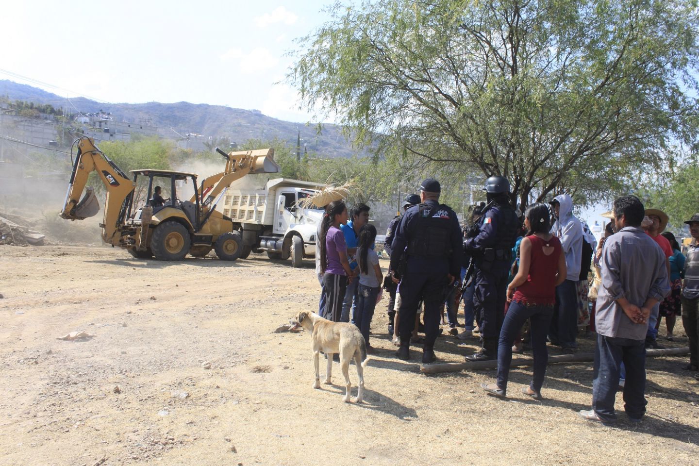 
Criminalizar la pobreza: familias desplazadas de Cochoapa el Grande y Metlatonoc, Guerrero, intentan ser desalojados