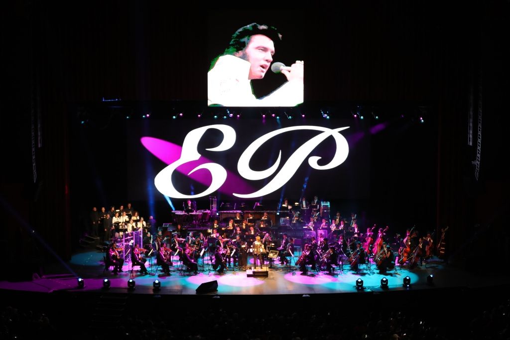 El Auditorio Nacional vibra con el tributo a Elvis Presley
