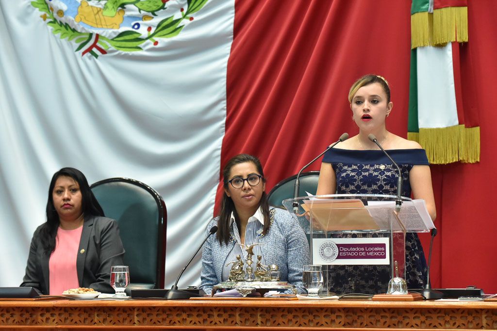ELIGEN POR UNANIMIDAD A MARIANA URIBE COMO PRESIDENTA
DE LA LEGISLATURA MEXIQUENSE