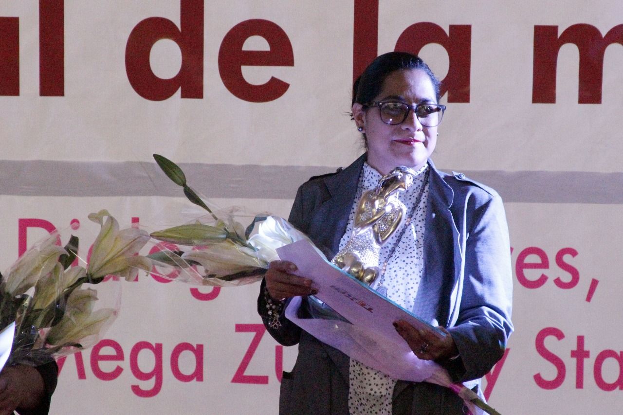 Reconocen a mujeres destacadas de Texcoco