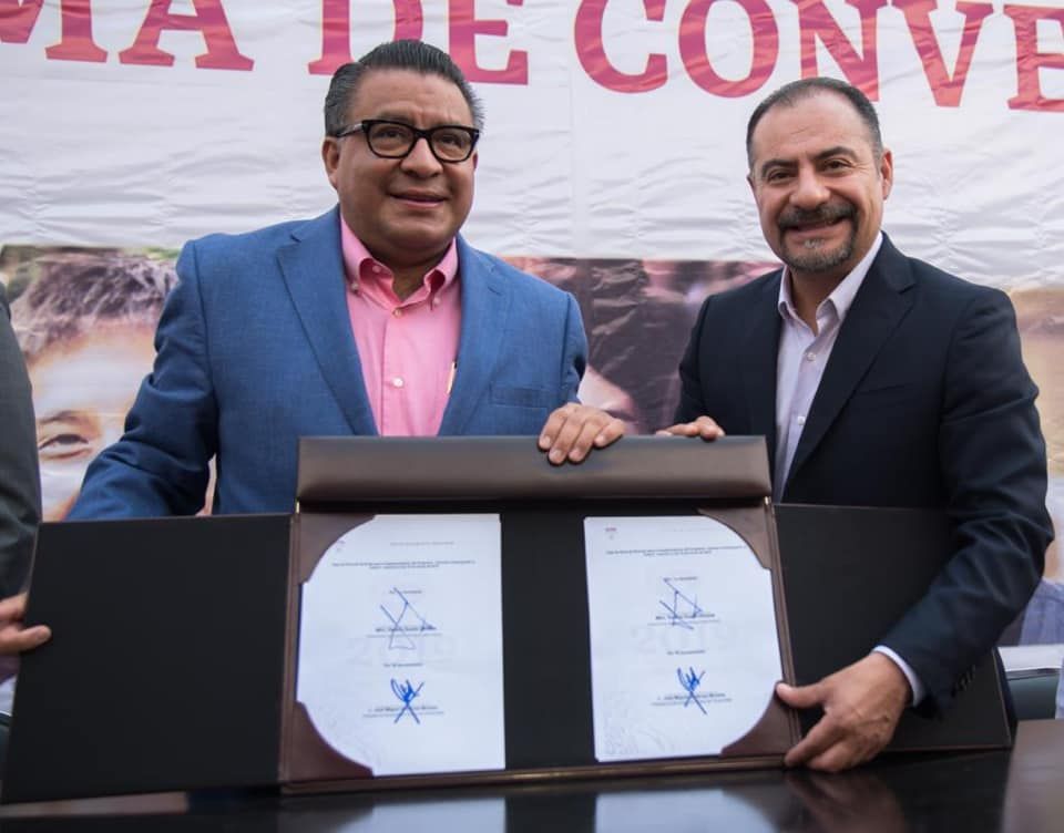 Duarte Olivares y el alcalde de Chalco signa convenio ’Jóvenes Construyendo el Futuro’