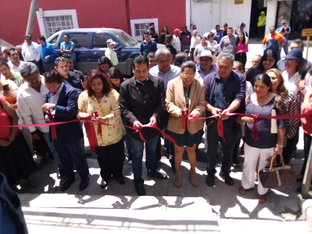 En Texcoco, Sandra Luz Falcón  inaugura techumbre en el mercado municipal Belisario Domínguez