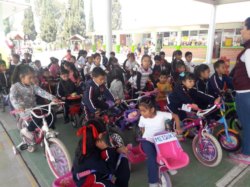 Instruyen a niños escolares de Chicoloapan en educacion vial