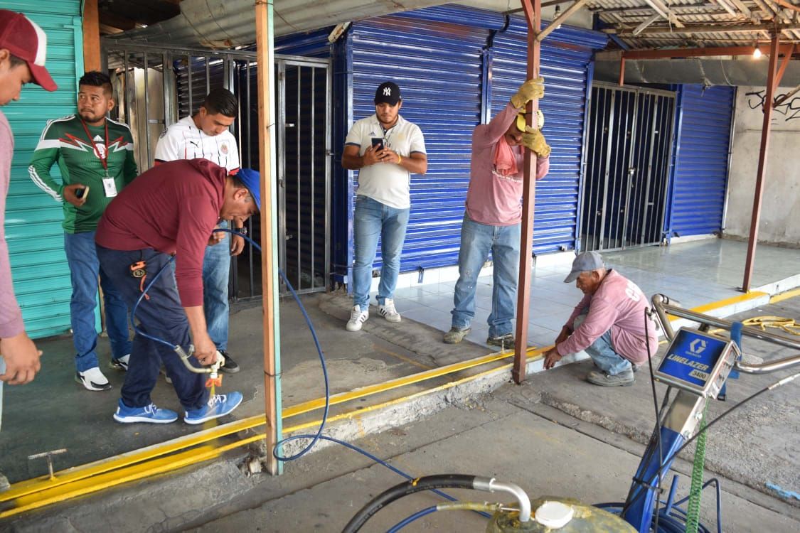 Alinea Vía Pública a vendedores de artesanías Papagayo, en Acapulco 