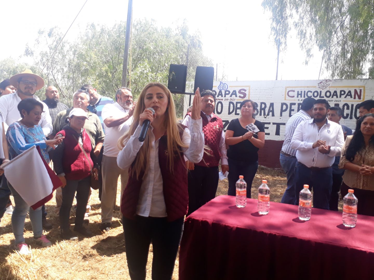 Nancy Gómez da banderazo a inicio de obra en Chicoloapan